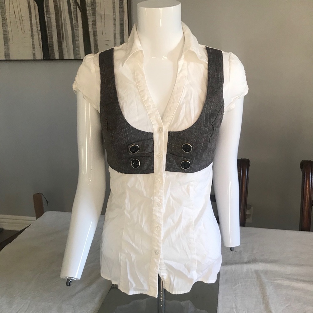 Women’s button down shirt